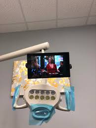 I love going to the dentist! Went To The Dentist Last Week And They Had Friends On To Watch While In The Chair Howyoudoin