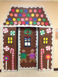 Bulletin Boards Classroom Doors And Part 3 Decoracion Puertas Navidad Decoraciones Escolares Casa De Chocolate
