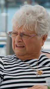 How did Marcos "El Conquistador" Lloreda get his start in MMA? 👊🇪🇸  #OneDeepQuestion #MMA #FuseSports #CombateGlobal