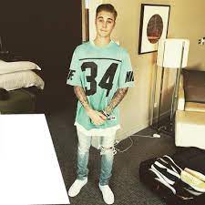 Justin bieber — where are ü now (with justin bieber) 04:10. Fotomontage Justin Bieber 2015 Pixiz