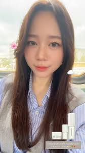 女孩們做對❶選擇就能邊玩邊工作✨, 即便最近到新加坡旅遊、也能因著分享韓國保養品, 擁有人脈以及一份收入～, 我覺得能在對時機點，,  遇見優秀的商模、沒有時間、地點、幣值的限制，, 走到哪漂亮到哪！, 對我來說、女孩們能擁有一份帶著走的事業, 幸福極了😋💖, “Build the  life you can’t wait to wake up to.”, 打造一個讓自己每天醒來都期待的生活。, ...