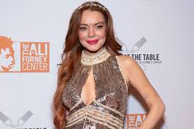 She is known for her roles in the parent trap, freaky friday, mean girls, and she guest starred as herself on glee in 2012. Lindsay Lohan Says New Album A Remembrance Of Things From My Early 20s