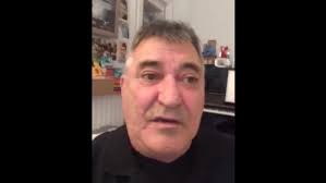 La déchirure de la coiffe des rotateurs de l'épaule est une blessure courante pouvant nécessiter une réparation chirurgicale. La Descente Aux Enfers De Jean Marie Bigard Je Suis Detruit Je Viens De Prendre