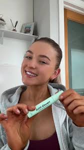 Moose Aint Sticking Lyrics