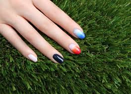 From starry gems to firework designs, here are 4th of july nail art ideas to get you ready for the summer holiday. 4th Of July Nail Polish Pairings That Show Off Your Patriotism Self