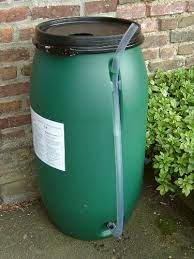 Dadurch können sie kosten sparen. Kautex Regentonne 220 Ltr Wasser Im Garten Gartenbewasserung