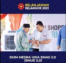 Kira2 100 lebih penerima sumbangan hadir. Skim Mesra Usia Emas Smue Inisiatif
