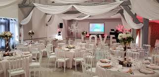 Salle loca'salle lieu pour célébration mariage éragny (95610) dans son décor prestigieux loca'salle vous accueille pour l'organisation de vos mariages maghrébins et mixtes, nous proposons également des prestations dans le respect des traditions. Location Salle De Mariage Blois Chateaudun Le Mans Et Orleans Domaine Des 4s