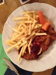 Schnitzel Mit Pommes Don T Forget The Jam And Vegetable Food Vegetables Jam