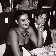 Even when the marriage broke up, robert de niro continued to commit himself to be with his wife, who maintained excellent. Actress Diahnne Abbott With Then Husband Robert De Niro Robert De Niro Louise Fletcher Actors