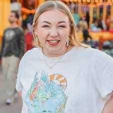 Emma Goins's Instagram, Twitter & Facebook