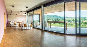 Weingut Knauss Unverwechselbar Eigenwillig Und Authentisch Eventlocation Partyservice Location