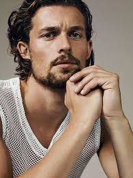 AMARA" — Models as Greek Gods: Wouter Peelen as Zeus (½)...