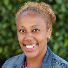 Amber Nave's Instagram, Twitter & Facebook