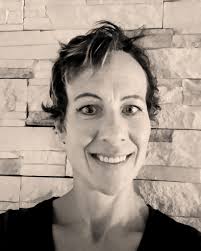 Tervetuloa tänään maanantaina tutustumaan Tampereen konservatorion  tanssiryhmien toimintaan Lielahden kirjaston Tuike-saliin. Tarjolla