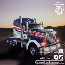 Check spelling or type a new query. Gambar Optimus Prime Rm1 4 Juta Milik Sultan Johor Pecah Rekod Trak Termahal Di Dunia