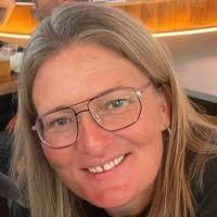 400+ "Lucker" profiles