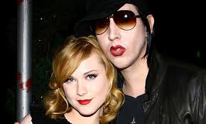 Marilyn manson has found himself amid controversy after his former partner evan rachel wood accused him of being abusive towards her. Evan Rachel Wood Shares Police Report Filed After Alleged Threats From Marilyn Manson S Wife Lindsay Usich Gulftoday