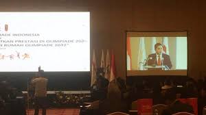 Pantun pembuka acara melati kuntum tumbuh melata. Jabatan Ketum Koi Berakhir Erick Thohir Sampaikan Pesan Lewat Pantun Tribunnews Com Mobile