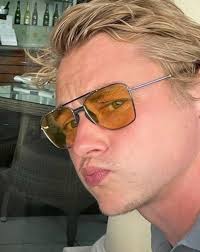 Ben Hardy Obsessed added a new photo to the album: Hot!!!