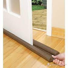 Kapalı mekânlarda ortam sıcaklığını etkileyen önemli faktörlerden biri pencere ve kapı aralıklarından sızan hava akışıdır. Ankaflex 5 Adet Kapi Alti Ruzgar Onleyici Yakit Tasarrufu Fiyati