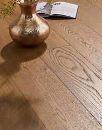 Manhattan Golden Smoked Oak Engineered Wood Flooring In 2020 Engineered Wood Floors Engineered Wood Floors Oak Engineered Wood