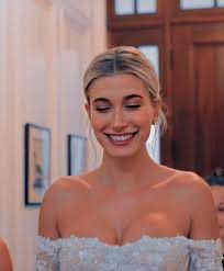 Pin By Tamy On Hailey B Hailey Baldwin Style Hailey Baldwin Hailey Bieber Wedding