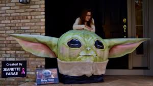Check out this fantastic collection of baby yoda wallpapers, with 79 baby yoda background images for your desktop, phone or tablet. Ohio Woman Creates Baby Yoda From 451 Pound Pumpkin Fox 5 San Diego