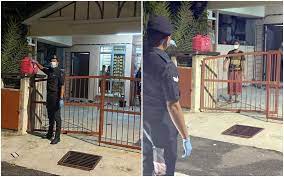 Bunga begonia ini akan hidup dengan subur pada tempat yang mendapatkan sinar matahari cukup setidaknya 2 jam dalam 1 hari dan iklim indonesia yang tropis ini sangat cocok sebagai tempat tumbuh tanaman ini. Sepang Police Are Quarantining 14 People In The House