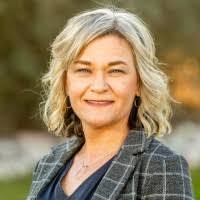 Tana Jones's Instagram, Twitter & Facebook