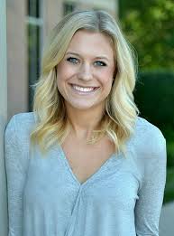 Lauren Everett named to 2017 class of Ingram's 20 in Their Twenties