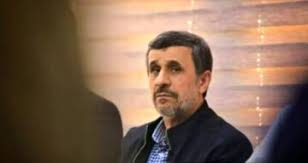 حضور احمدی‌نژاد در مراسم بزرگداشت رهبر شهید + عکس