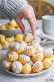 Perfekte Kleine Windbeutel Mit Vanille Fullung Ina Isst Rezept Lebensmittel Essen Windbeutel Rezept Windbeutel