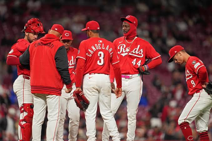 The Reds lose their third straight game 1-0, something that hasn't happened  in 65 years