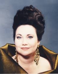 Grammy Award-winning singer to perform at Drake