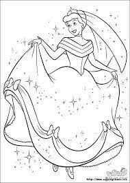 صور سندريلا للتلوين تلوين سندريلا للاطفال الصغار صور سندريلا مرسومه للتلوين Cinderella Coloring Pages Wedding Coloring Pages Christmas Coloring Pages