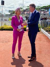 Cassie Fahey on X: Talking #nzcup with @AdamTABSports on Sky 1 and Sky  Racing Active. What a day. Cmon the Aussies 🥳 @SkyRacingAU  t.coHe6uT7d4tO  X