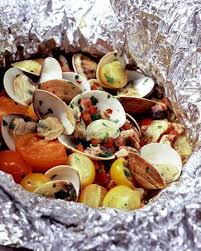 Search only for side dishes for a clam bake Clams In Cartoccio Recipe Grilled Clams Food Clam Recipes