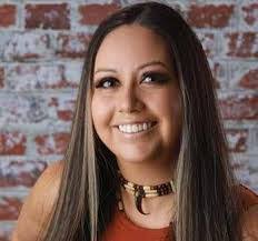 Lori Mcritchie's Instagram, Twitter & Facebook