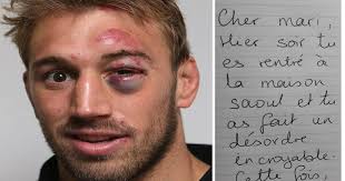 Jack Se Reveille Avec Un œil Au Beurre Noir Et Une Gueule De Bois Trouve L Etrange Note De Sa Femme Et Commence A Pleurer