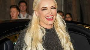 Das ist die offizielle fanseite von daniela katzenberger. Daniela Katzenberger Shines In Her Bright Pink Outfit In Gym Somag News