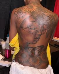 Lewis is installed as the +280 underdog, spelling a $100 bet can net you $280 if the black beast ends gane's undefeated streak. Tattoo Miamiink Home Facebook
