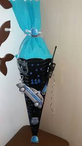 Handarbeit Schultute Polizei Rohling Ist 70cm Hoch Wellpappe Gesamthohe 100 Cm Kreppapier Verschluss Aus Geschen Schultute Polizei Schultute Basteln Schultute