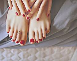 Beautiful Fashion Feet Legs Nails Pretty Inspiring Picture On Picship Com Manicure And Pedicure Fabulous Nails Red Nails