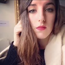 Laura Lemoine (@lauramoinou)