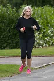 Zoe ball arrive on the set of strictly come dancing: Zoe Ball Keeps Up With Her Fitness Regime As She Goes For A Run After Huge 1million Pay Rise Express Digest