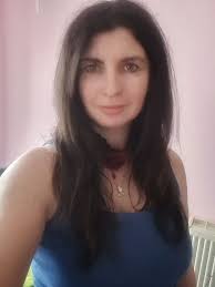 I am a wave from the disturbed waters of the sees of course my being is in  the waters of the seas even though I wants to cross the beaches of the