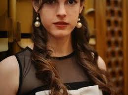 Claire Bissonnette's Instagram, Twitter & Facebook