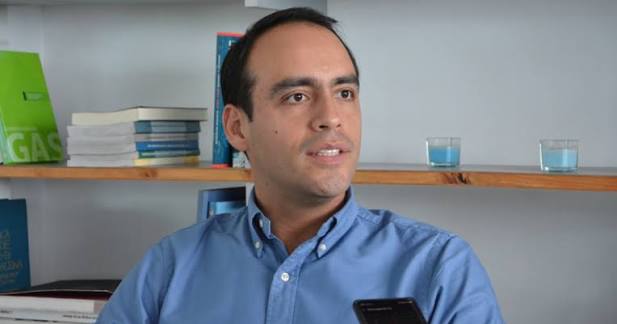 Senador que benefició con proyecto de ley a motociclistas postula su nombre  para las elecciones al Congreso