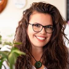 Erika Tsang (@ErikaTsang)